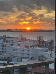 ALQUILER TEMPORARIO DE APARTAMENTO DE 2 DORMITORIOS EN PENINSULA
