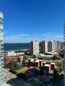 ALQUILER TEMPORARIO EN MANSA DE 3 DORMITORIOS Y DEPENDENCIA