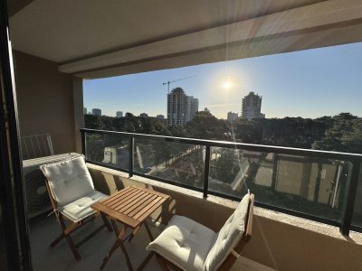 VENTA DE APARTAMENTO DE 1 DORMITORIO EN EDIFICIO SEA GARDEN PUNTA DEL ESTE 