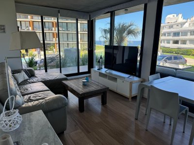 MANSA ALQUILER DE TEMPORADA 2 DORMITORIOS FRENTE AL MAR EN MANSA PUNTA DEL ESTE