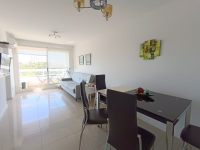 VENTA DE APARTAMENTO DE 1 DORMITORIO EN ROOSEVELT PUNTA DEL ESTE 