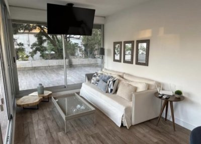 ALQUILER ANUAL DE 1 DORMITORIO EN PENINSULA PUNTA DEL ESTE