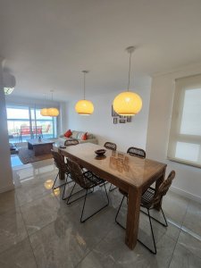 MIAMI BOULEVARD PUNTA DEL ESTE VENTA DE 2 DORMITORIOS Y ALQUILER EN MANSA