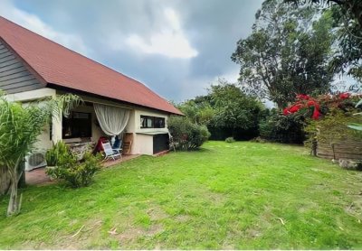 Hermosa casa a la venta - 2 dormitorios - Pinares