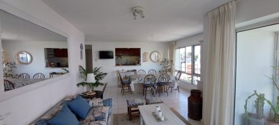 Vendo apartamento Punta del este 3 dormitorios con terraza parrillero