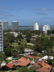 Apartamento en VENTA 3 dormitorios Piso alto con vista Punta del Este