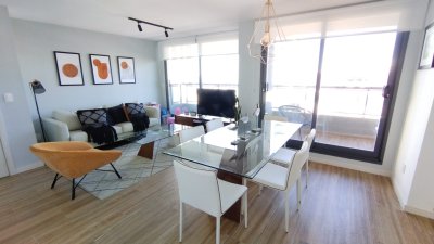 Alquiler anual apartamento 2 dormitorios 2 baños Brava Punta del este con terraza y amenities