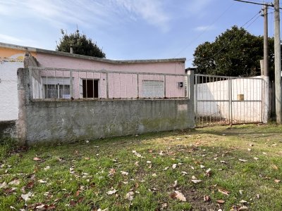 OPORTUNIDAD VENTA! VENDO CASA 2 DORMS  MALDONADO PARA RECICLAR