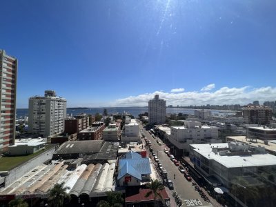 Venta apartamento 2 dormitorios en Peninsula, Punta del Este 