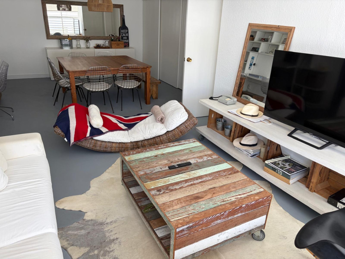 Alquiler ANUAL departamento 1 y medio dormitorio en Peninsula, Punta del Este 