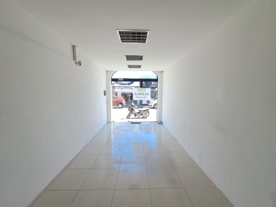 Alquiler local comercial 18 de Julio