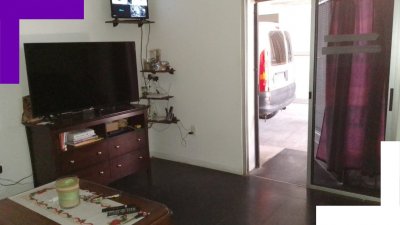 Casa en venta y Panadería funcionando en el mismo padrón