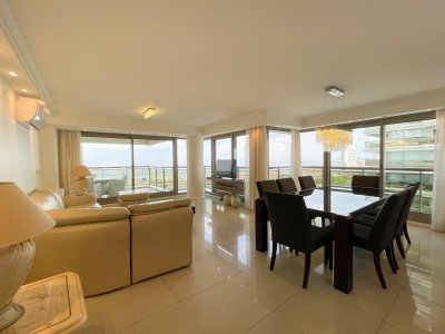 VENDO APARTAMENTO IMPERIALE TORRE II ESQUINERO 3 Y DEPENDENCIA BRAVA PUNTA DEL ESTE