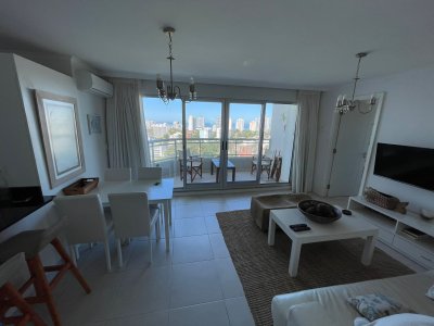 VENDO APARTAMENTO 1 DORMITORIO Y MEDIO OCEAN DRIVE PUNTA DEL ESTE BRAVA