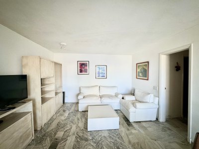 Departamento de 2 dormitorios en venta! Excelente ubicación!!