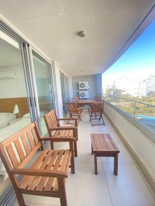 Alquiler invernal apartamento 2 dormitorios en Aidy grill en edificio con servicio