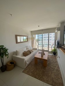 Venta apartamento 1 dormitorio en edificio con servicios Punta del Este