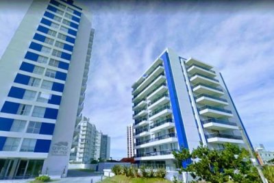 Alquiler anual y temporada de apartamento 2 dormitorios a pasos de Playa brava en Punta del este