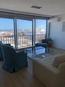 Alquiler Anual Apartamento 3 Dormitorios En Peninsula