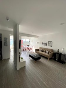 Venta apartamento 1 dormitorio en edificio con servicios Punta del Este