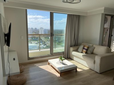 Alquiler anual de apartamento 1 dormitorio en edificio full servicios en Punta del Este 