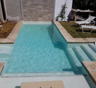 Alquiler temporada casa 4 dormitorios en Pinares con piscina 