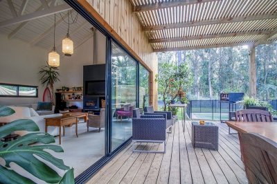 Venta y Alquiler anual casa 3 Dormitorios con piscina en Barra verde