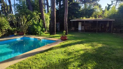 Venta y alquiler anual y de temporada Quincho con piscina de 3 dormitorios