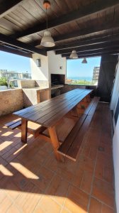 Venta y alquiler anual de casa 3 dormiotorios con vista al mar en La Barra Punta del Este 