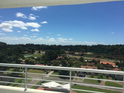 OPORTUNIDAD!!! Vendo apartamento 1 dormitorio,  en Greenlife, con todos los servicios, Punta del Este.