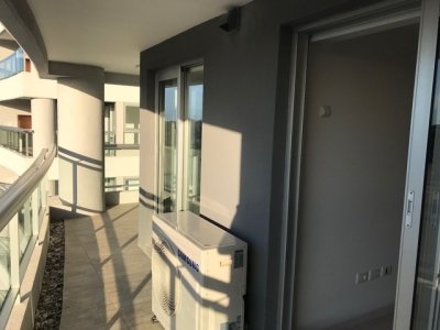 En venta.. piso alto, torre con todos los servicios.