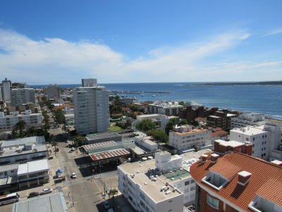 De las mejores vistas y ubicación de Punta del Este