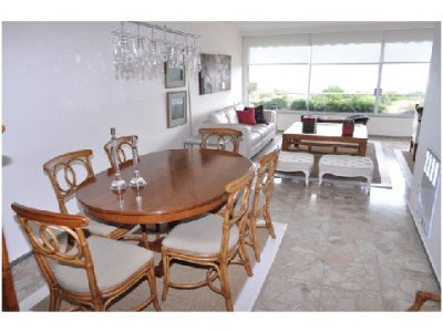 Muy lindo apartamento en Punta Del Este 