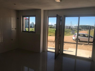 Apartamento en venta, 1 dormitorio, zona Lausana cerca de centro comercial.