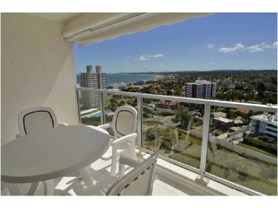 Apartamento en Mansa, 3 dormitorios *