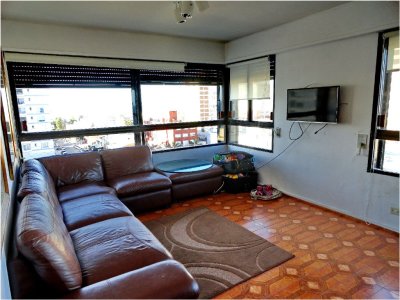 Apartamento en Peninsula, 3 dormitorios *