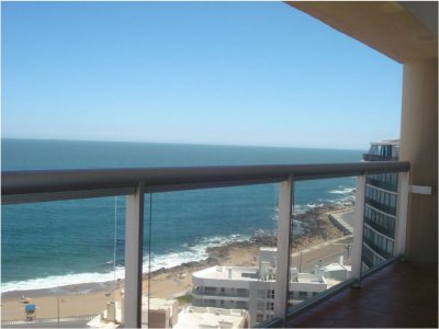 Apartamento en venta en PenÃ­nsula, piso alto con vista al mar!!!