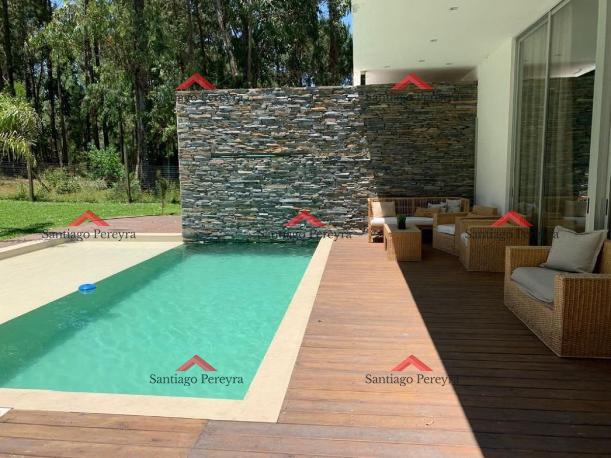 Casa en alquiler en Pinares