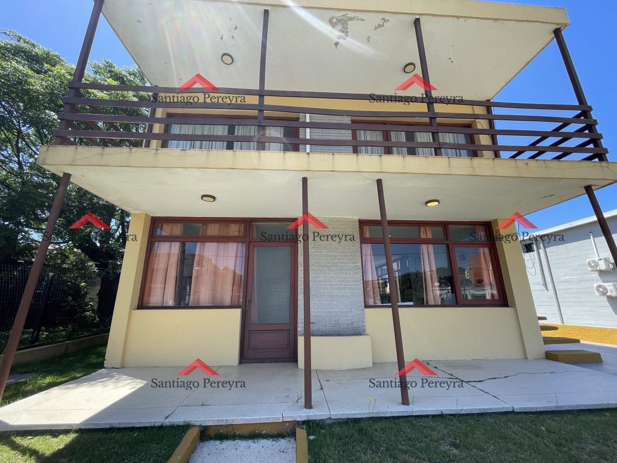 Casa de 5 dormitorios en La Loma