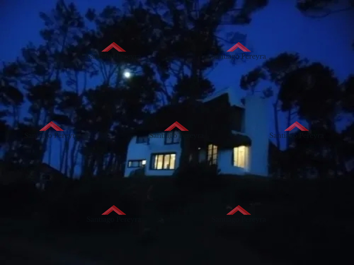 Las Grutas - GoPunta - Portal Inmobiliario de Punta del Este - Maldonado
