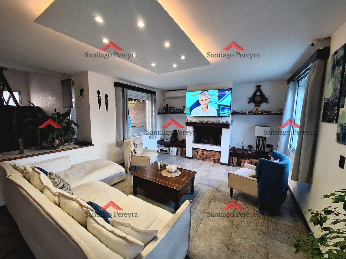Casa en Pinares, Punta del Este — REF 11032