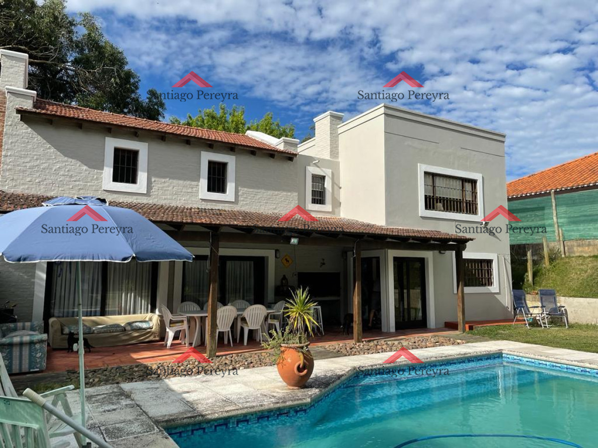 Casa de 4 dormitorios en Marly