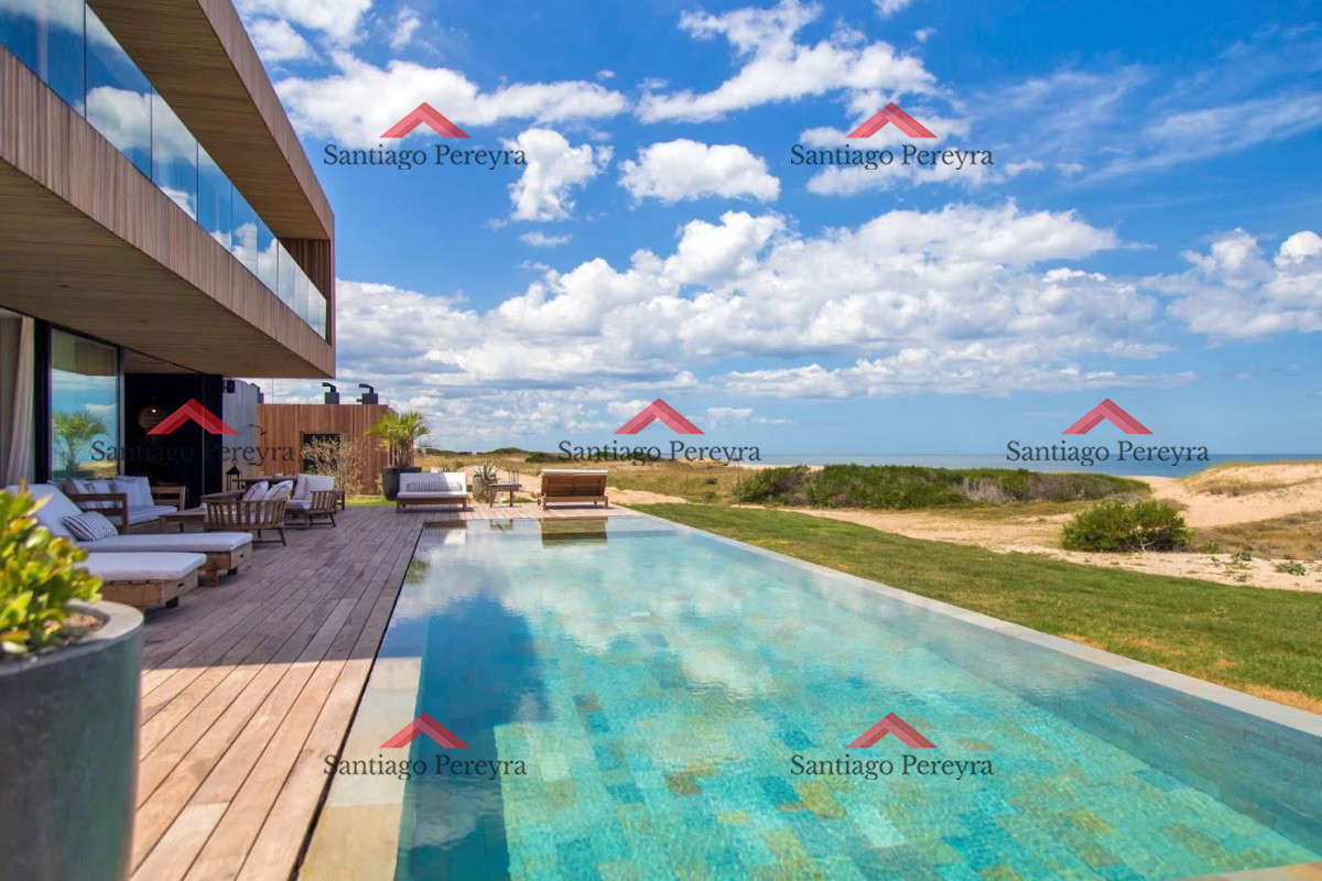 Casa en José Ignacio, Punta del Este — REF 17275