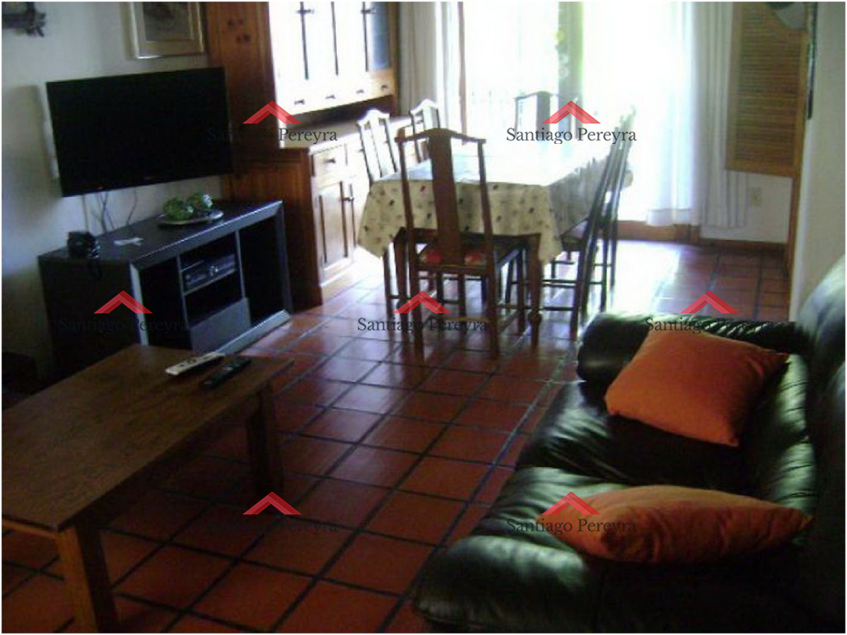 Casa en alquiler en Pinares