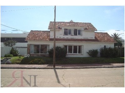 Muy linda casa en venta