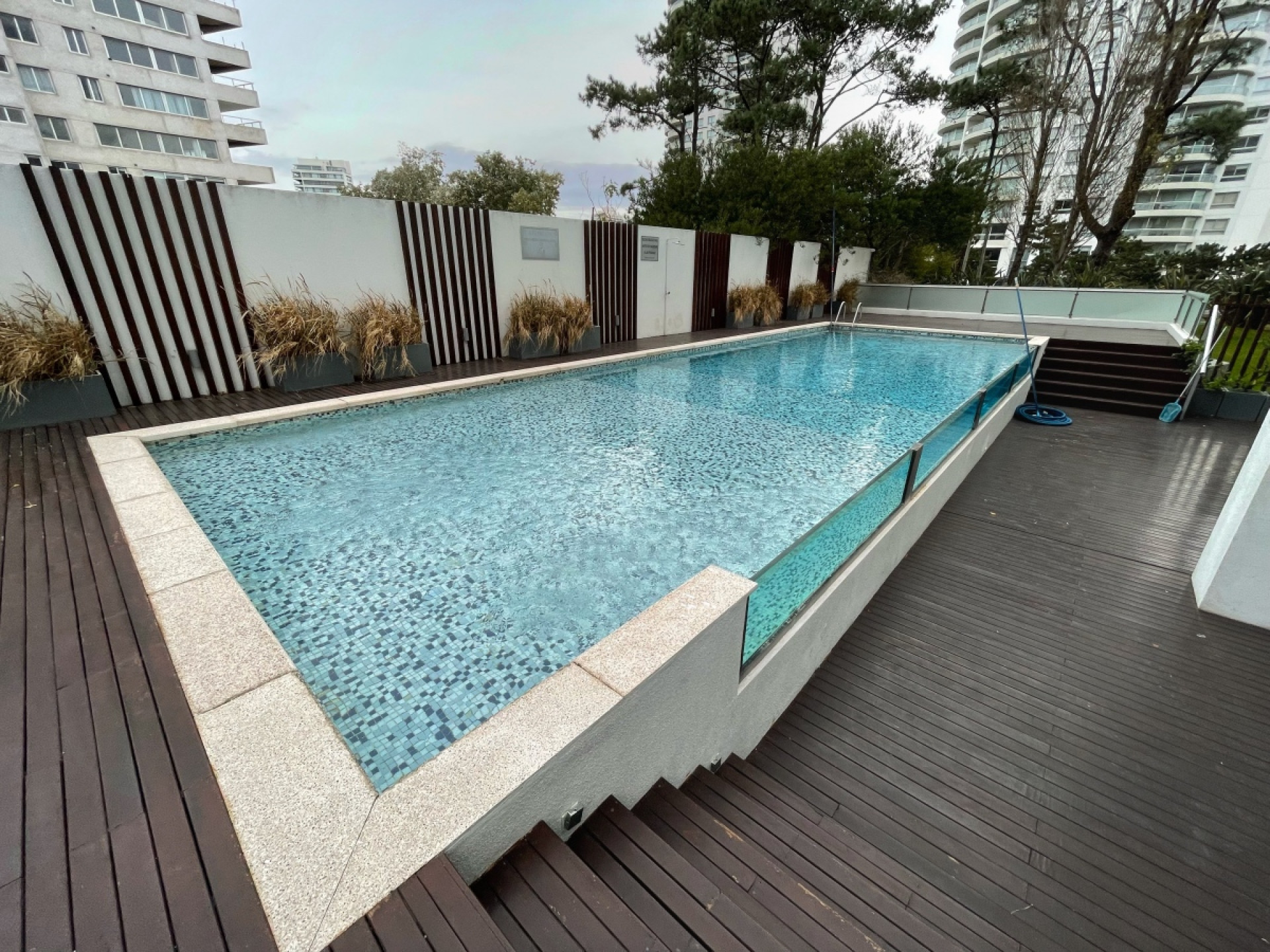Fachada de Edificio Be Punta — Av, Punta del Este