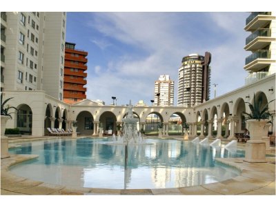 Espectacular Pent House primera linea de lujo en venta, piscina propia, 5 garages, barbacoa