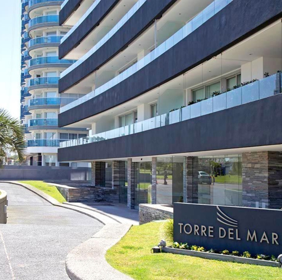 Venta, 2 dormitorios atras Enjoy