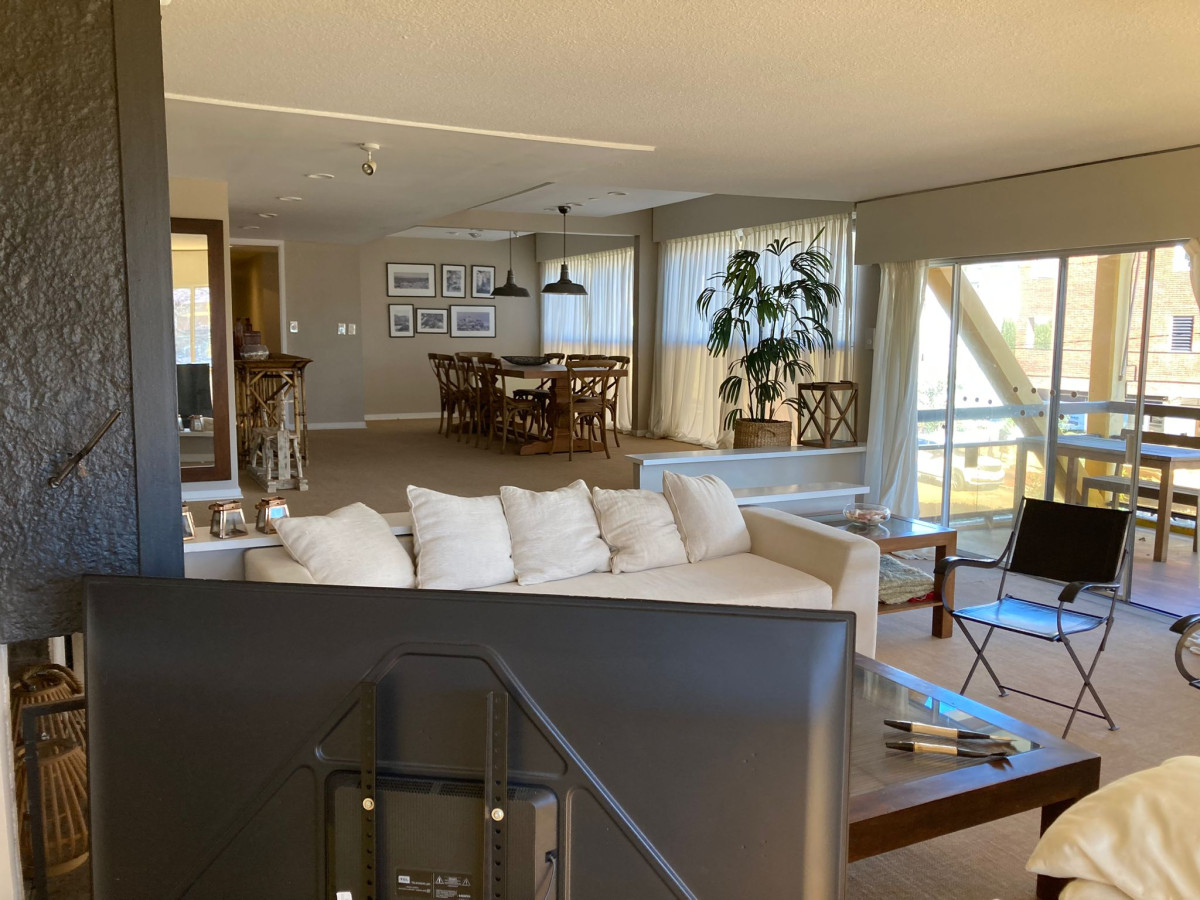 Venta apartamento - Península de Punta del Este! 