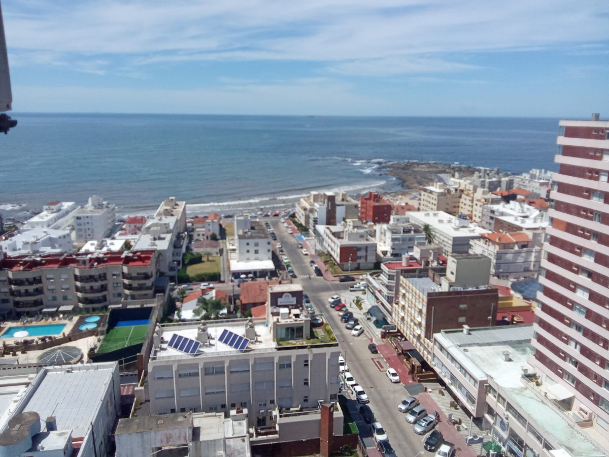 Venta - Apartamento en el centro de la Punta